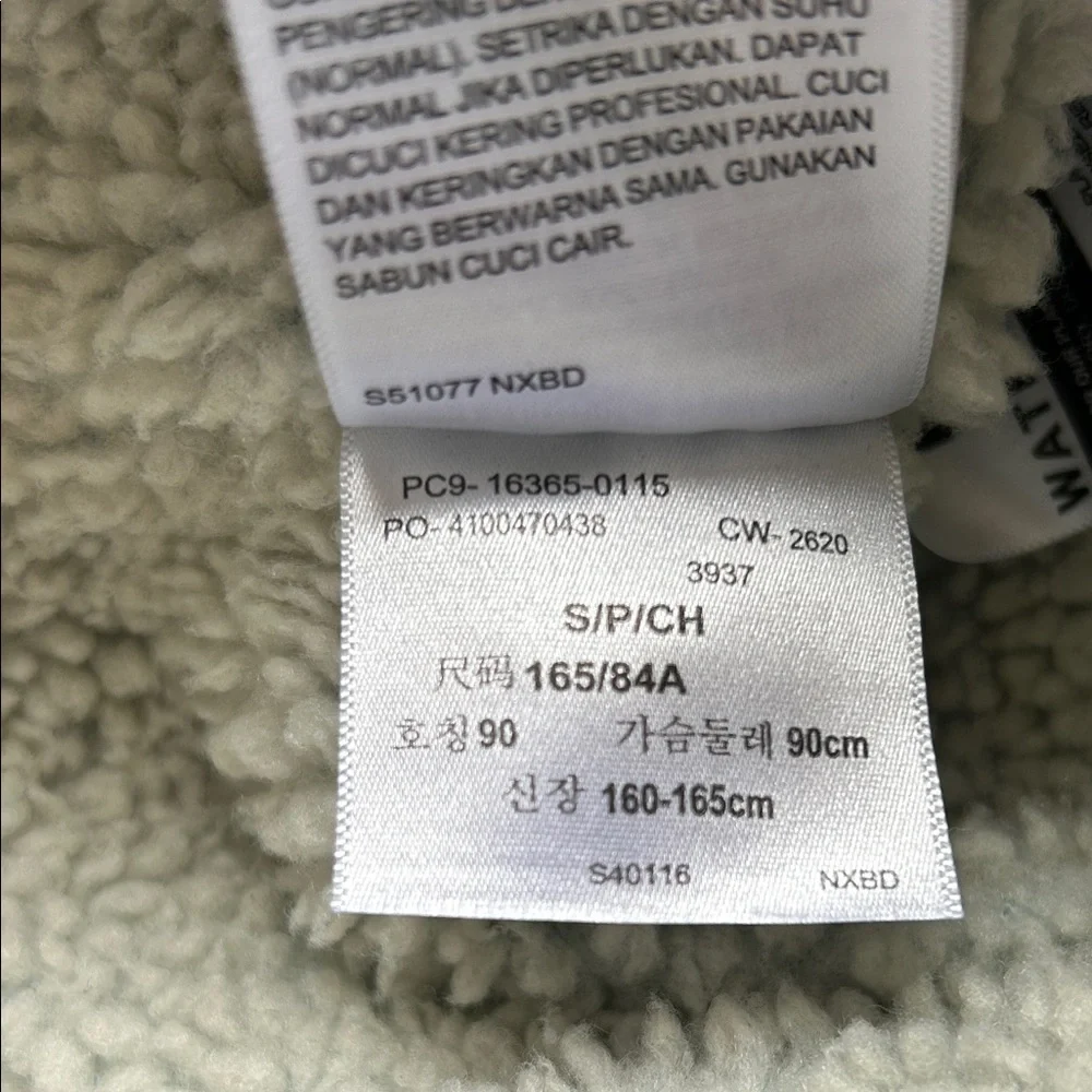 Mens size small Levi's Sherpa Lined Denim Jacket - Picture 9 of 9